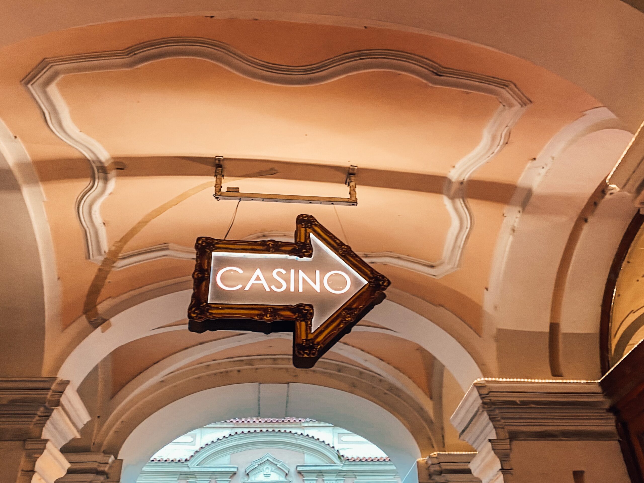 Binions Casino Review